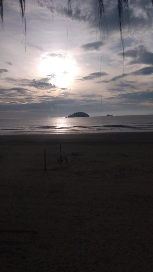 Suites Pe Na Areia Peruíbe 外观 照片
